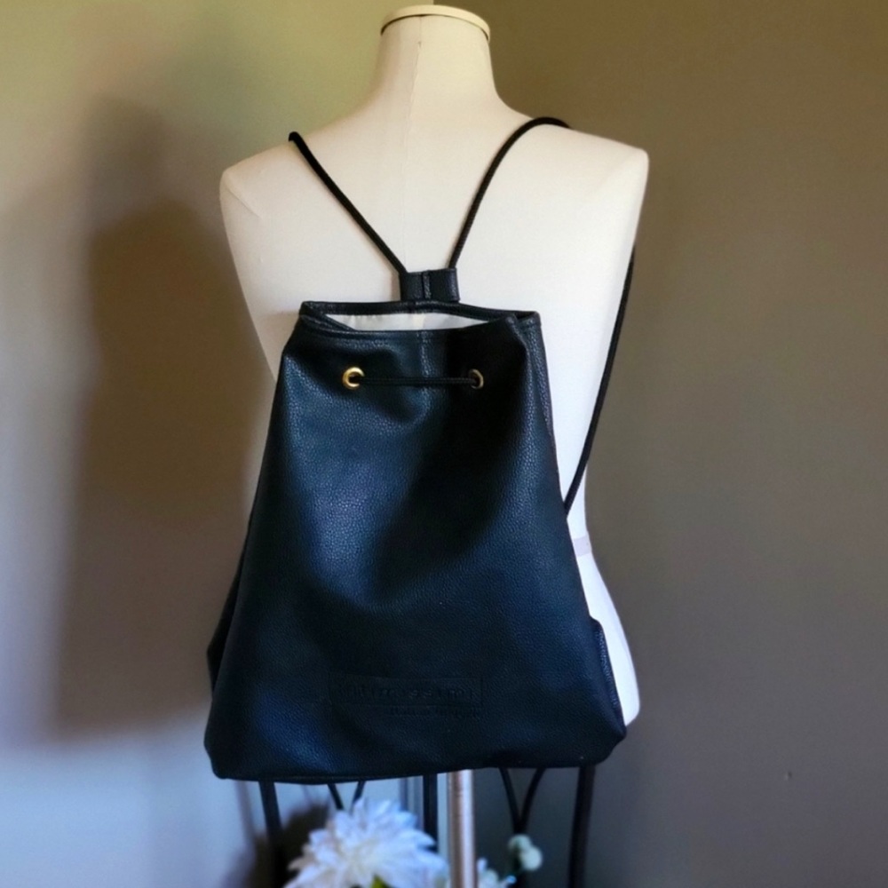 NWT Intimissimi Drawstring Faux Leather Backpack